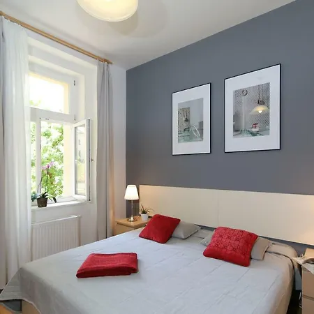 Apartment Vinohrady Moravska *