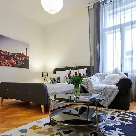 Old Town Apartment