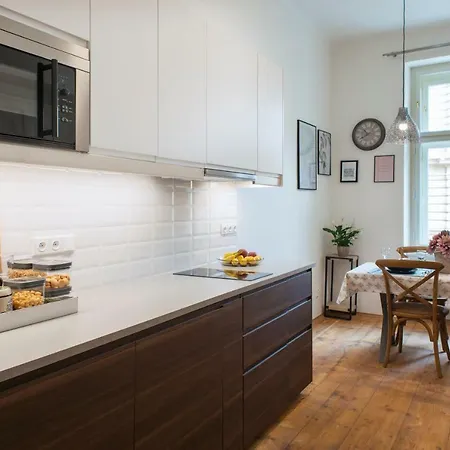 Kent Ridge Loft