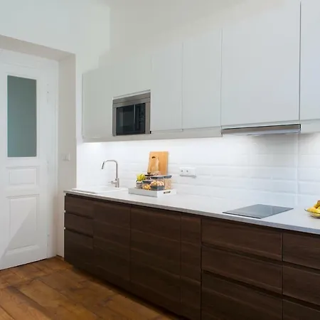 Kent Ridge Loft Apartment Prague