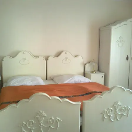 Lucie Guest house Prague