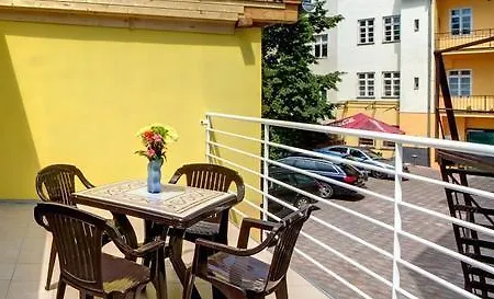 House Zizkov Отель