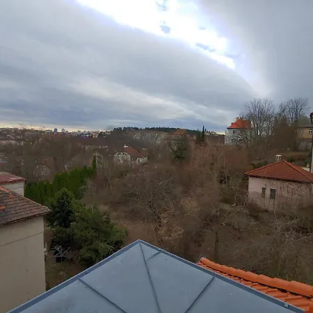 Nad Zlichovem 2* Praga