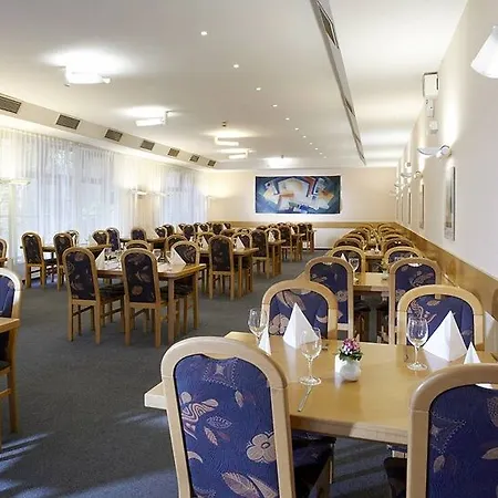 Comfort Hotel 4*