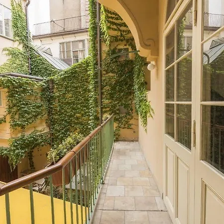 Bohemia Centre Apartment