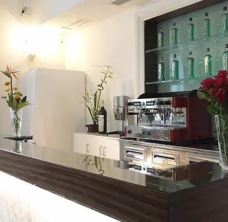 阿森吉奥酒店 4*