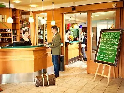 Hotell Troja 4*