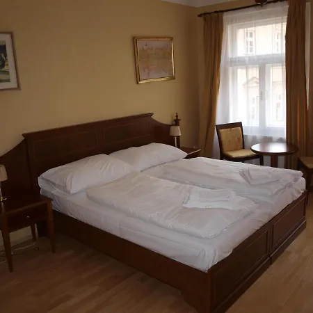 King George 3* Prague