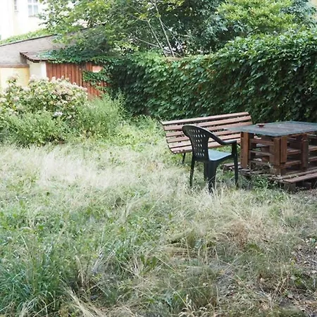 Apartment Cozy With A Garden, In The Center! Prague