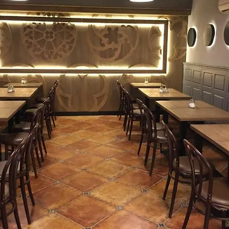 King Charles Boutique Hotel