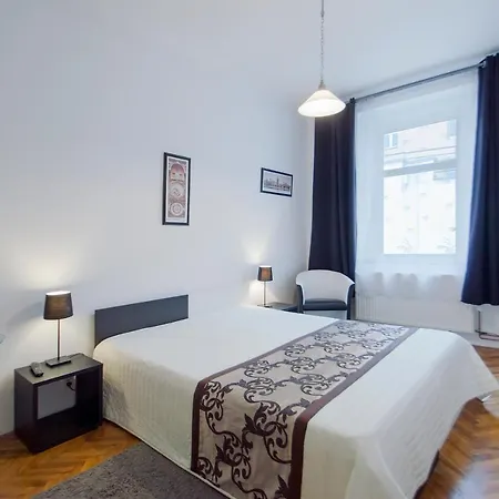 Modern Skolska 20 Apartment