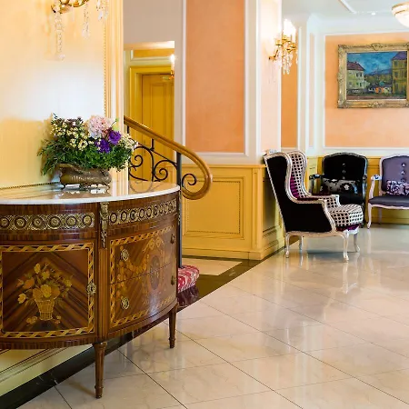 Szálloda Luxury Family Royal Palace Prága