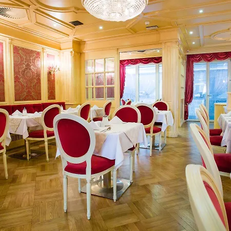 Luxury Family Royal Palace Prága