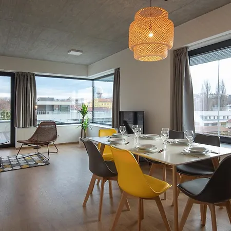 7 Ruzyne Apartamento Praga