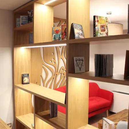 Comfort Hotel 4*