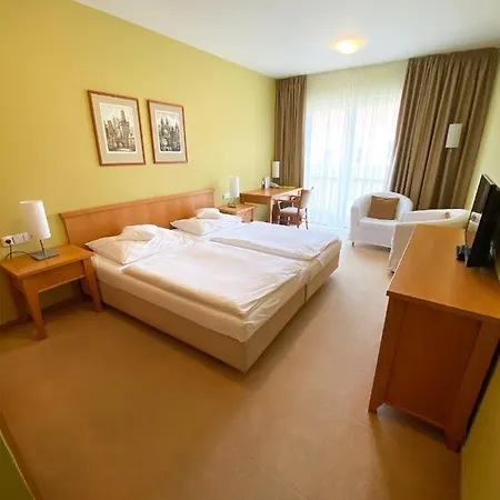 Hotel Dolce 4*