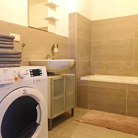 On The Apartamento Praga