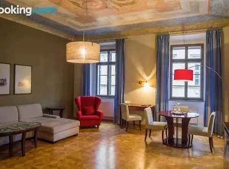 Orea Place Charles Bridge 프라하