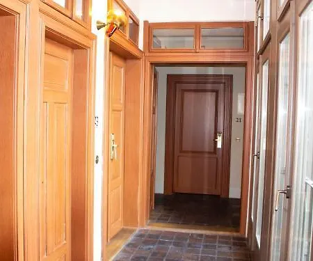 Orea Place Charles Bridge 4* 프라하