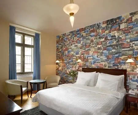 아파트호텔 Orea Place Charles Bridge 4*