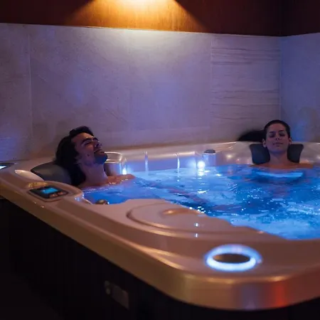 러브호텔 Wellness Relax - Luxusni 프라하